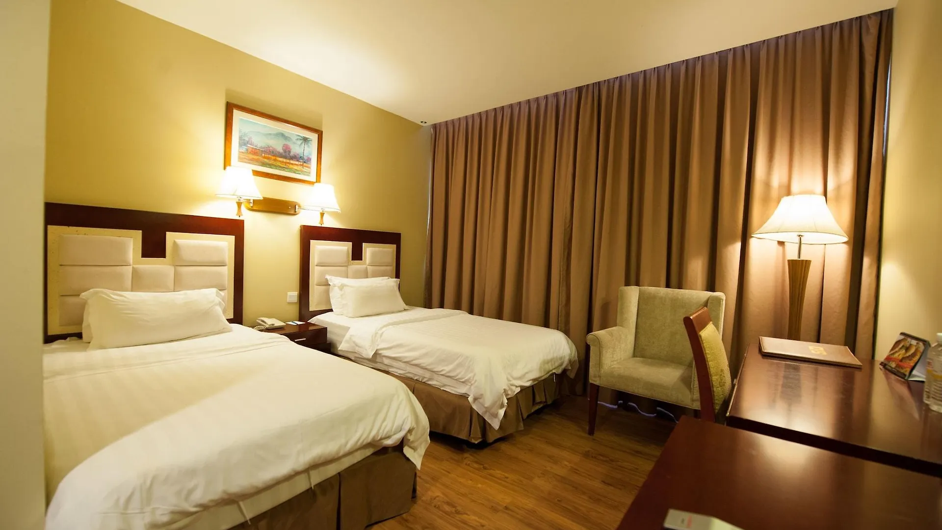 Gaya Centre Hotel Kota Kinabalu 3*,